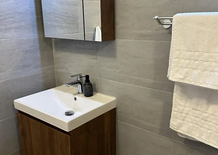 New! Park Lane Residences Апартамент *