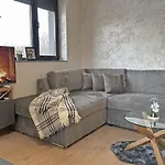 New! Park Lane Residences 班斯科