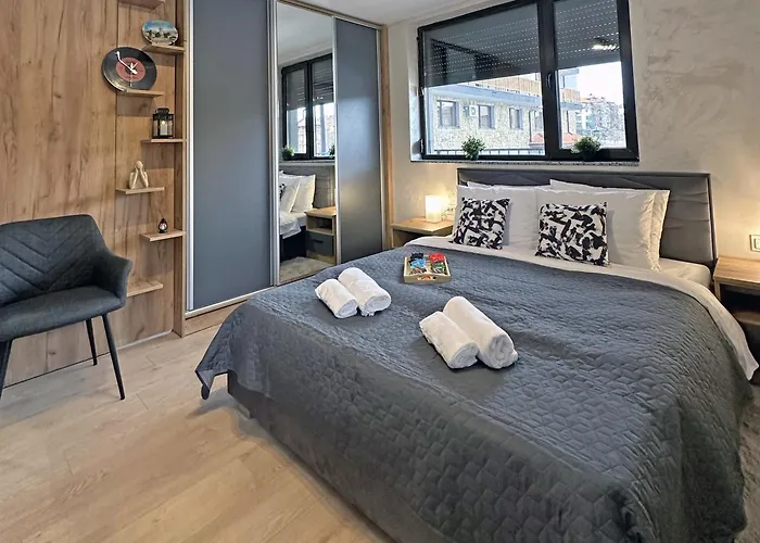 New! Park Lane Residences Apartment